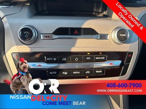 Used 2023 Ford Explorer XLT w/ Equipment Group 202A image 23