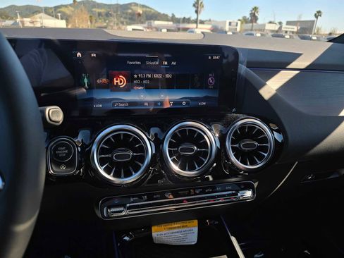 New 2026 Mercedes-Benz GLA 250 GLA 250 image 26