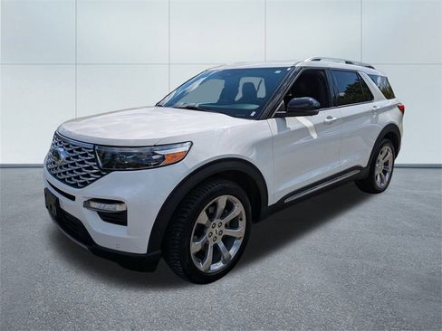Used 2020 Ford Explorer Platinum w/ Premium Technology Package image 7