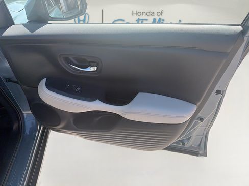 Certified 2023 Honda HR-V EX-L image 32