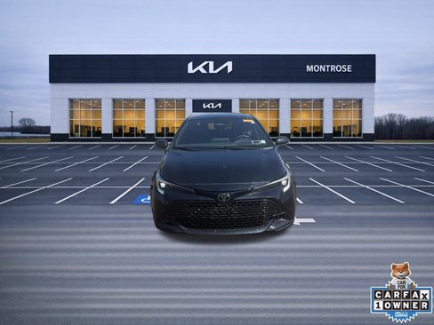 Used 2024 Toyota Corolla SE FWD image 2