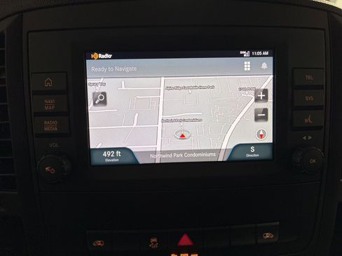 Used 2023 Mercedes-Benz Metris Passenger image 14