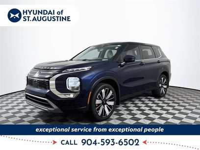 Used 2025 Mitsubishi Outlander SE