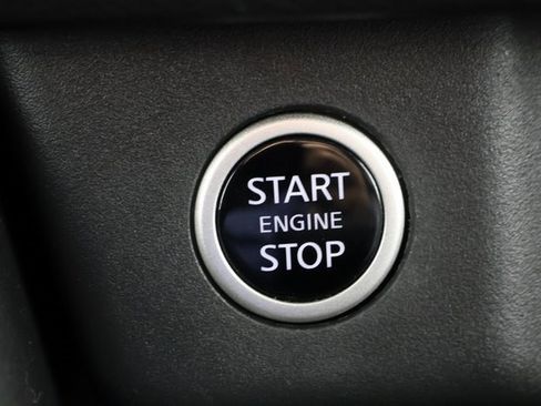 Used 2023 Nissan Rogue SV w/ SV Premium B Package image 16