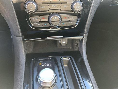 Used 2023 Chrysler 300 S image 15