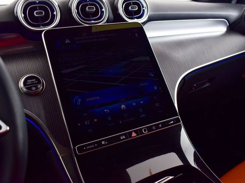 Certified 2026 Mercedes-Benz GLC 300 4MATIC image 15