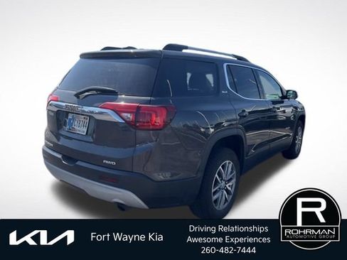 Used 2017 GMC Acadia SLE w/ Driver Alert Package I AWD/4WD image 6