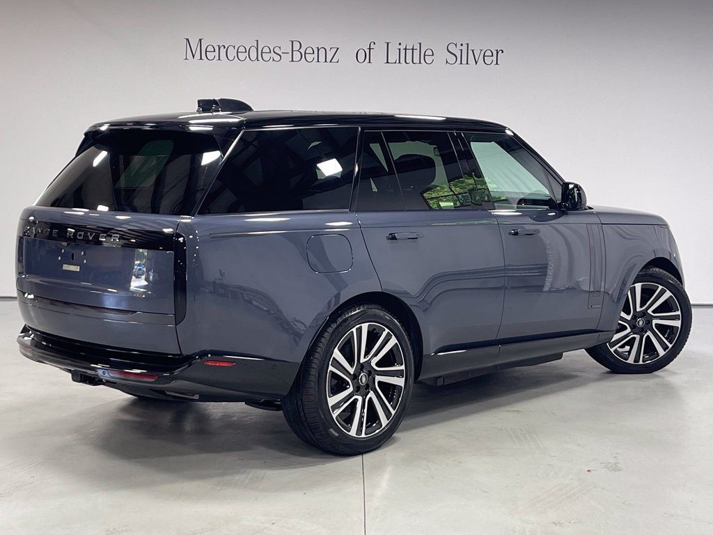 Used 2025 Land Rover Range Rover Autobiography AWD/4WD image 6