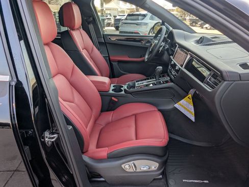 New 2026 Porsche Macan S image 24