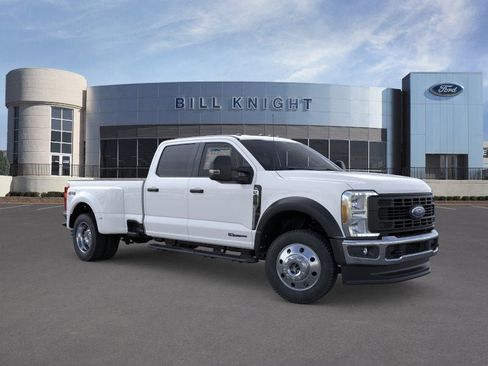 New 2026 Ford F450 XL w/ XL Driver Assist Package AWD/4WD image 1