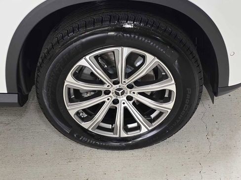 Certified 2026 Mercedes-Benz GLC 300 4MATIC image 9