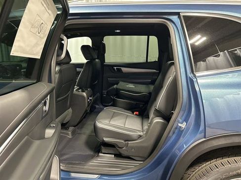 New 2026 Buick Enclave Preferred w/ Power Package image 17