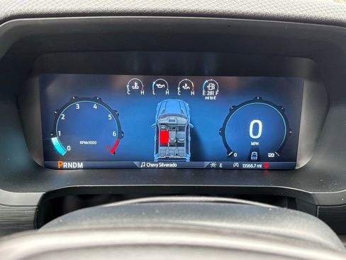 Used 2025 Ford F150 XLT w/ Equipment Group 301A Standard image 13