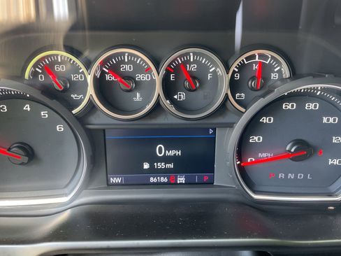 Used 2020 Chevrolet Silverado 1500 LT w/ Texas Edition AWD/4WD image 18