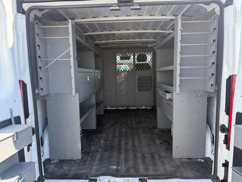 Used 2023 RAM ProMaster 2500 FWD image 15