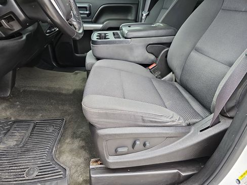 Used 2016 Chevrolet Silverado 2500 LT w/ LT Convenience Package AWD/4WD image 18