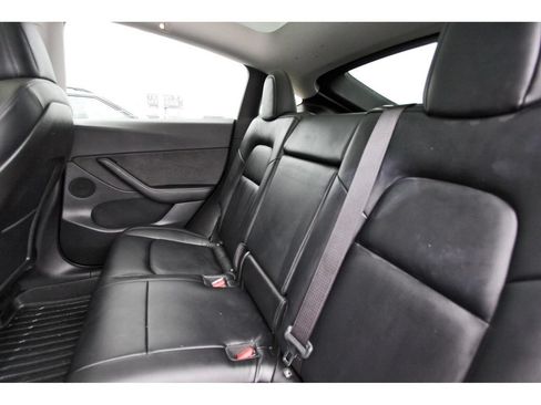Used 2020 Tesla Model Y Long Range AWD/4WD image 27