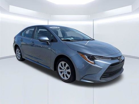 Used 2024 Toyota Corolla LE image 1