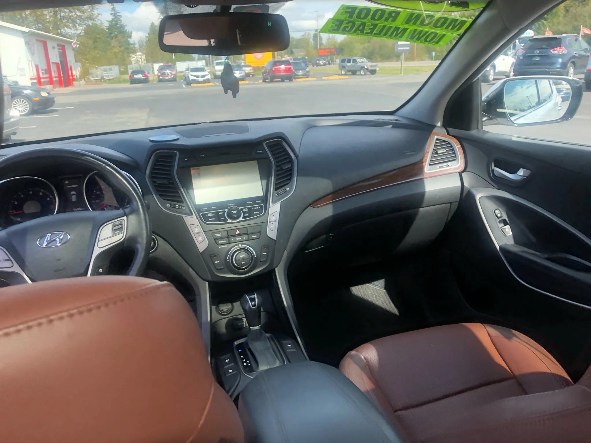 Used 2015 Hyundai Santa Fe Sport 2.0T w/ Option Group 05 FWD image 25