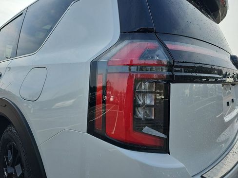 New 2026 Nissan Armada PRO-4X image 40