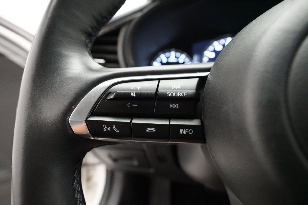 Used 2024 MAZDA MAZDA3 s FWD image 16