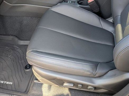 New 2025 Subaru Forester Limited image 4