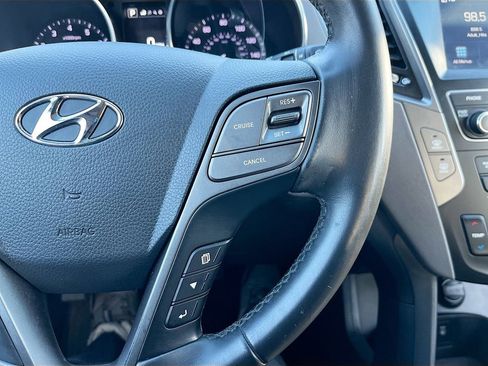 Used 2017 Hyundai Santa Fe Sport image 33