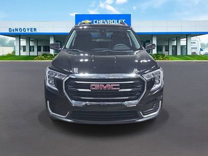 Used 2024 GMC Terrain SLE w/ Driver Convenience Package