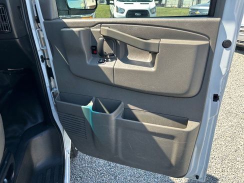 Used 2019 Chevrolet Express 2500 w/ Driver Convenience Package RWD image 29