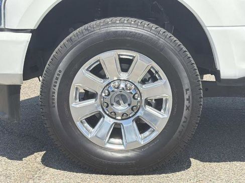 Certified 2022 Ford F250 Platinum AWD/4WD image 31