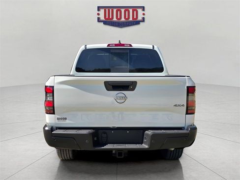 New 2026 Nissan Frontier S image 3