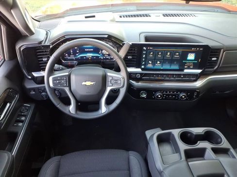 Certified 2023 Chevrolet Silverado 1500 LT AWD/4WD image 25
