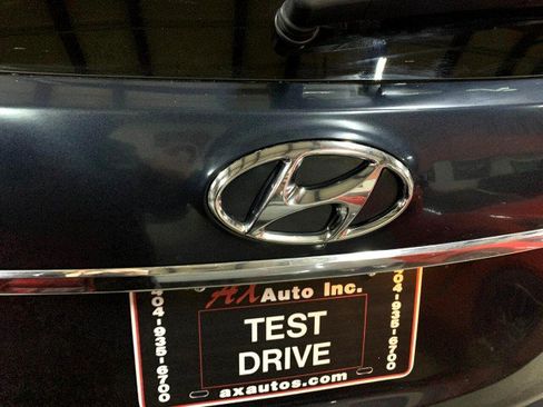 Used 2015 Hyundai Santa Fe Limited image 55