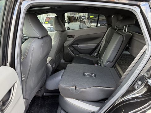 Certified 2025 Subaru Crosstrek 2.5i Wilderness image 32