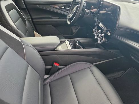 Used 2024 Chevrolet Blazer EV LT AWD/4WD image 19