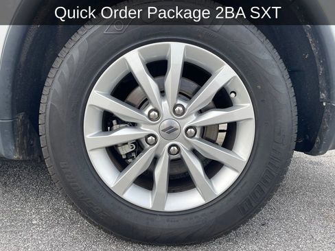 Used 2022 Dodge Durango SXT image 11