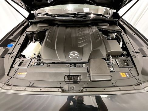 Used 2024 MAZDA CX-90 3.3 Turbo w/ Preferred Plus AWD/4WD image 31