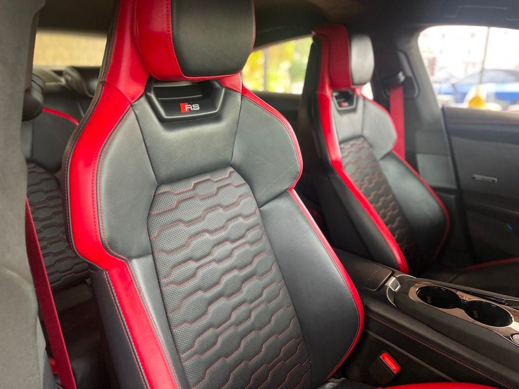 Used 2023 Audi RS e-tron GT AWD/4WD image 31