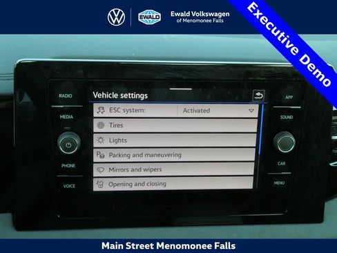 New 2025 Volkswagen Jetta SE image 36
