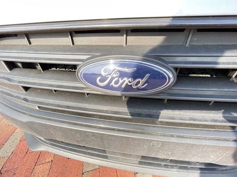 Used 2023 Ford Transit Connect XL FWD image 4