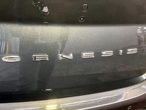 Used 2023 Genesis G70 3.3T w/ Sport Prestige Package image 32