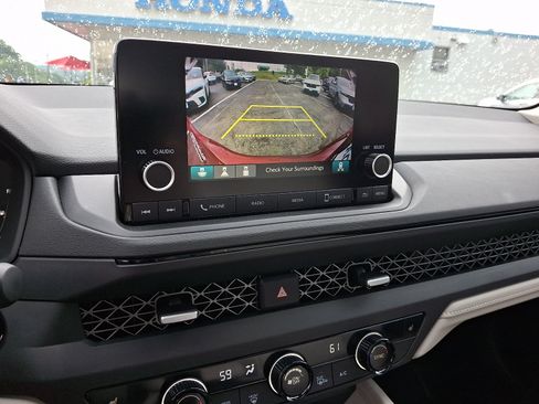 Certified 2024 Honda Accord EX image 24