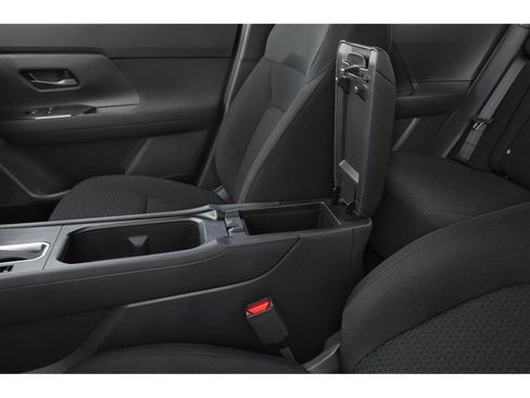 New 2025 Nissan Kicks S image 10