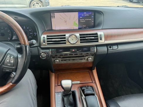 Used 2017 Lexus LS 460 Base 4dr Sedan image 20