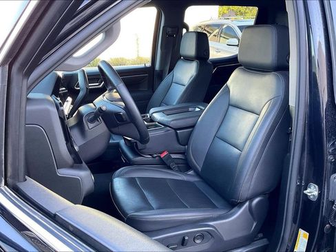 Used 2026 GMC Sierra 1500 SLT RWD image 25