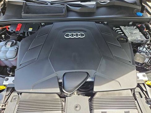Certified 2025 Audi Q7 3.0T Premium Plus w/ Premium Plus Package AWD/4WD image 38