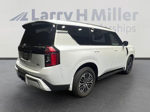 New 2026 Nissan Armada SL image 5