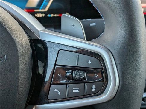 Used 2025 BMW 440i xDrive Convertible w/ Premium Package image 16