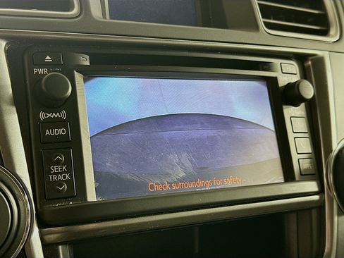 Used 2013 Toyota Highlander Limited AWD/4WD image 23