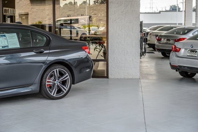 Used 2019 BMW 740i w/ M Sport Package RWD image 61
